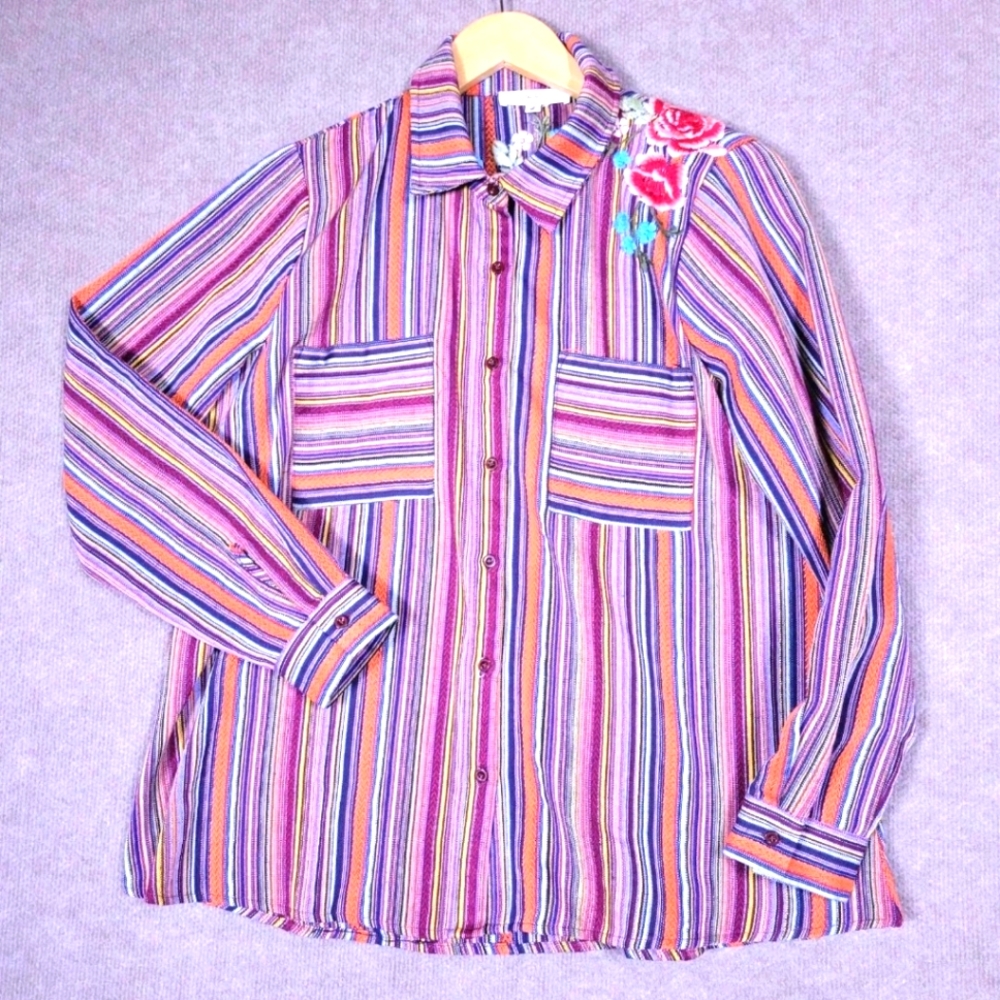 ANDREE BY UNIT Top Women's Large Embroidered Floral Button Up